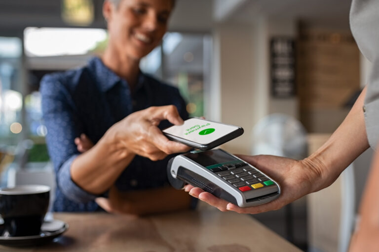 YouLend and Dojo reveals that cash is on its way out, with cash-only businesses making up just 5% of the UK’s economy – and going cashless is opening unprecedented doors for those that embrace it