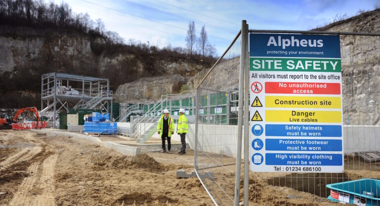 Alpheus is a leading water and wastewater asset management company specialising in large wastewater treatment plants.